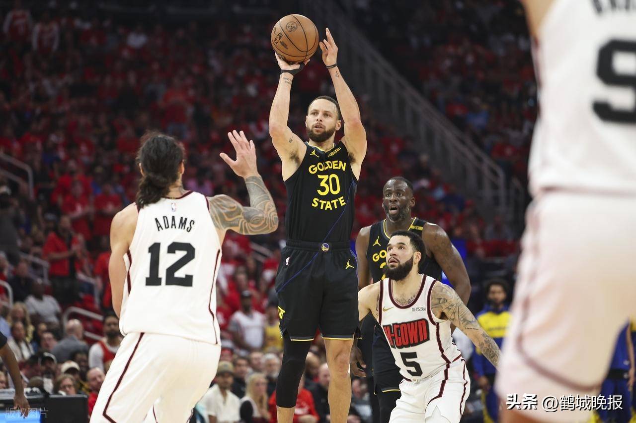 勇士球员公开质疑裁判判罚尺度，引争议，不能重要.爱游戏登录入口