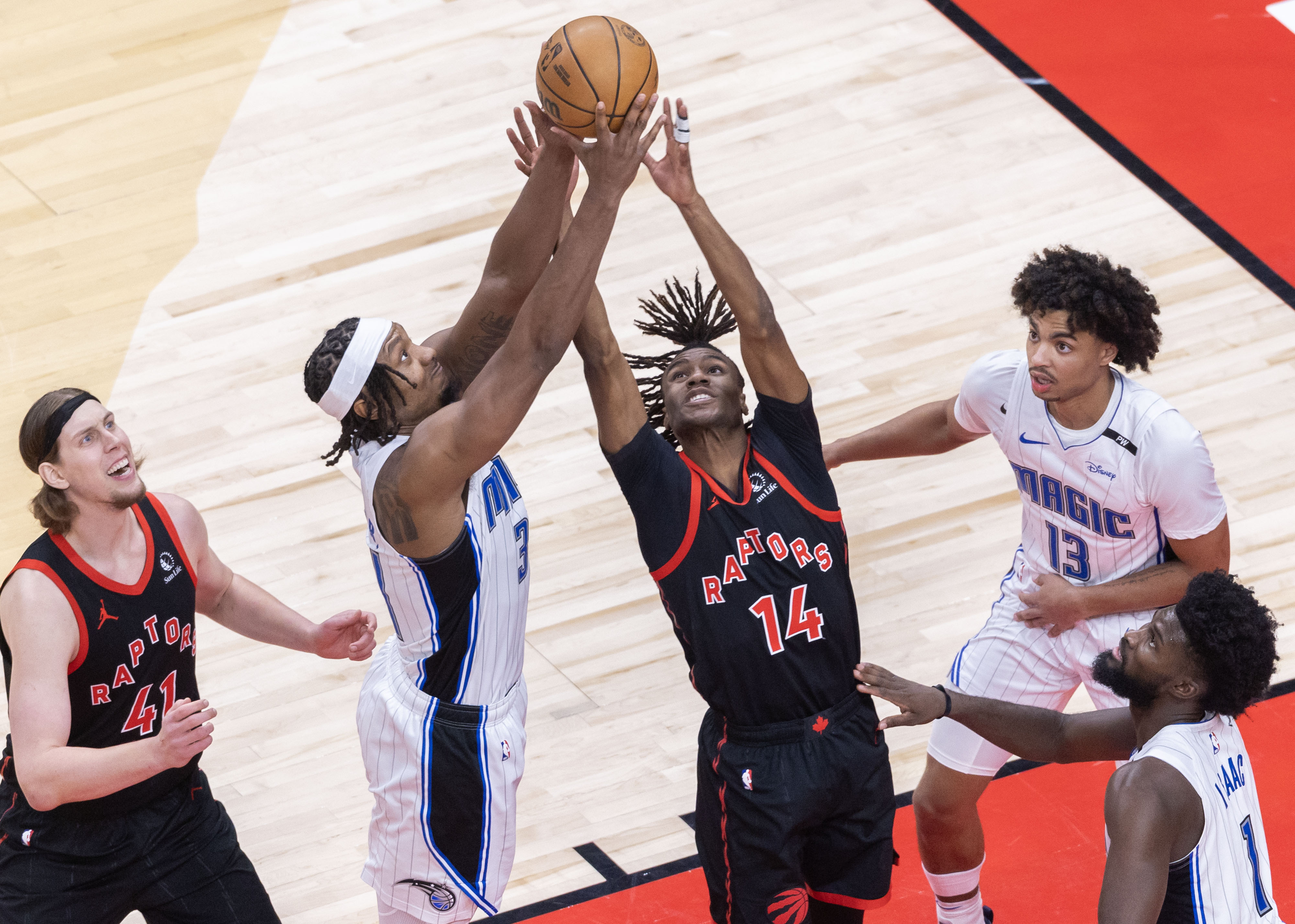  国际比赛日浙江队备战NBA常规赛，手感冰凉细节曝光，信心回归，控场能力受关注爱游戏体育投注平台